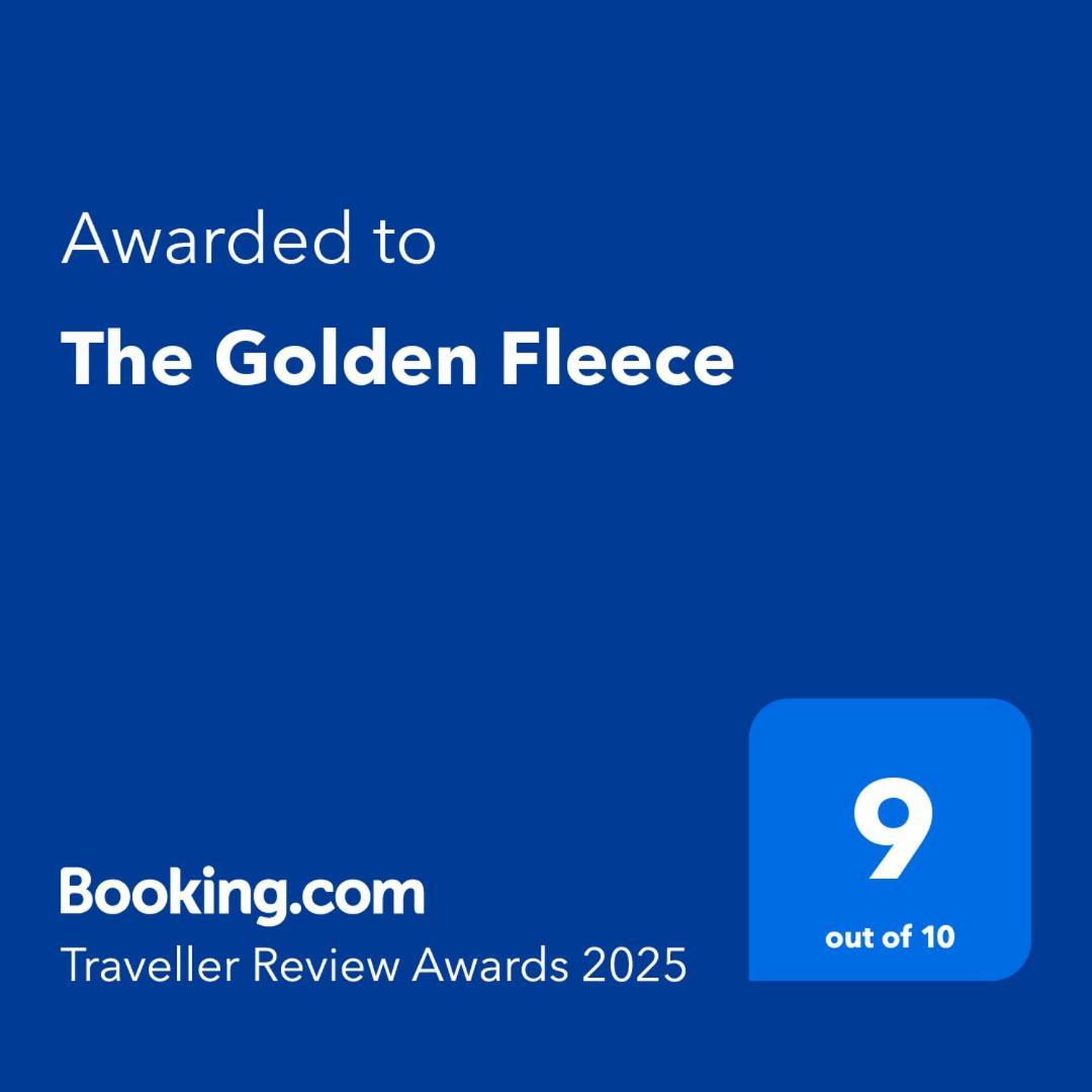 The Golden Fleece Hotel Chard Exterior foto